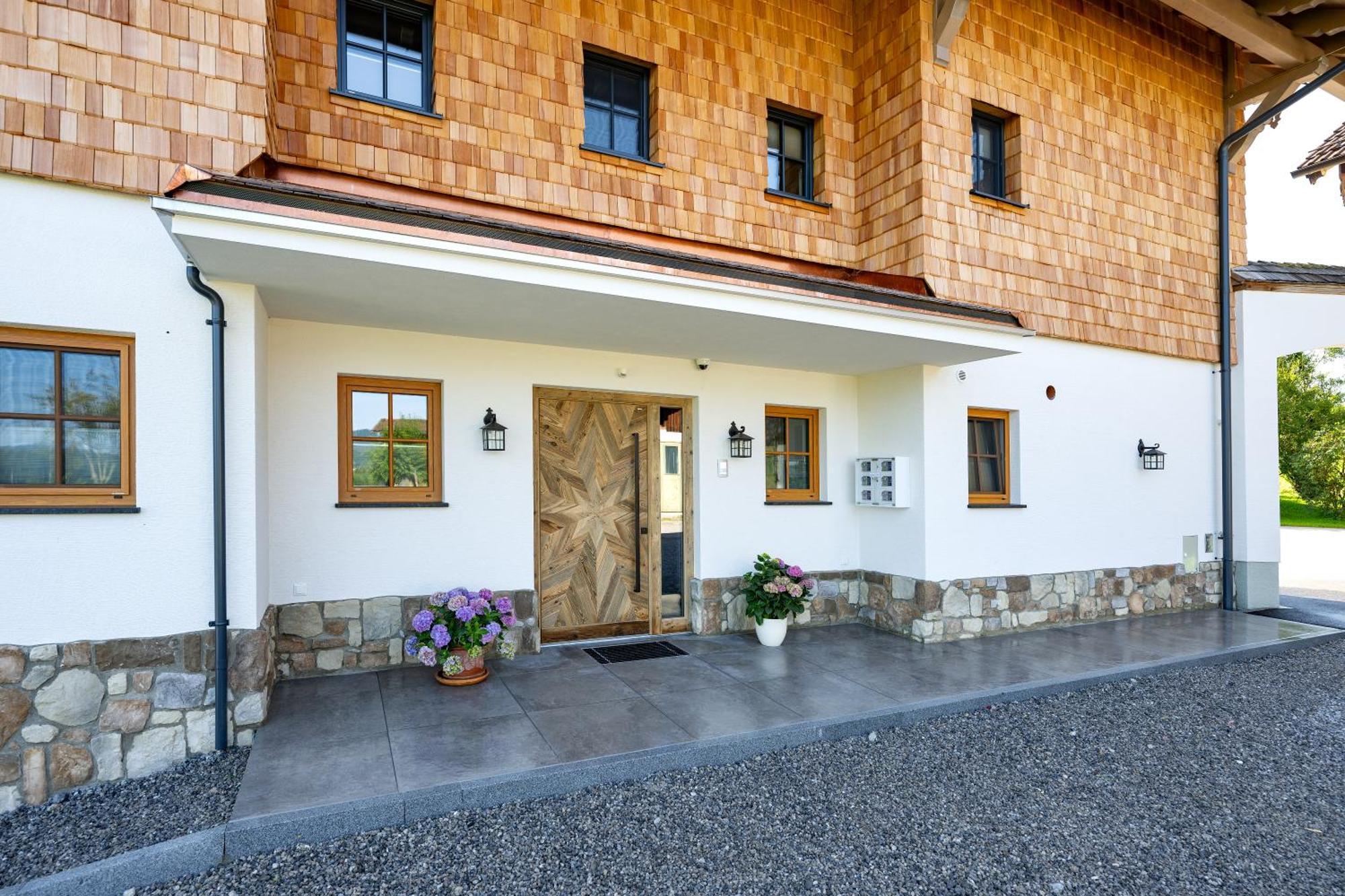Apartamento Obereggut Hof bei Salzburg Exterior foto
